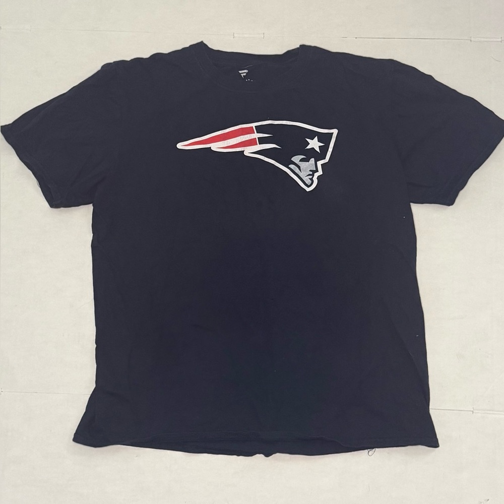 New England Patriots Fanatics Men’s Primary Logo Team T-Shirt - Navy Large